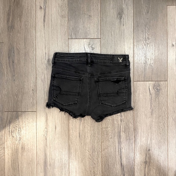 COPY - American Eagle festival Jean Shorts - Picture 3 of 3